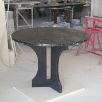 Tables en pierre, tables en marbre, Royan, Charente-Maritime